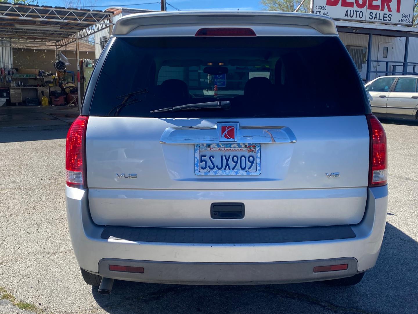 2006 /GREY Saturn Vue (5GZCZ534X6S) with an V6 3.5L engine, AUTOMATIC transmission, located at 44356 Date Ave., Lancaster, CA, 93534, (661) 945-6555, 34.688919, -118.139374 - Photo#1
